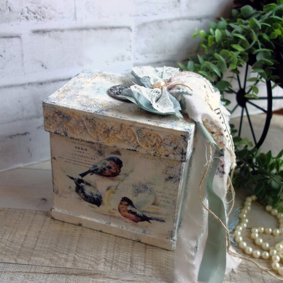 Shabby Chic Storage Box Romantic Keepsake Box Handmade Fancy Dresser Box Caddy - Picture 1 of 11